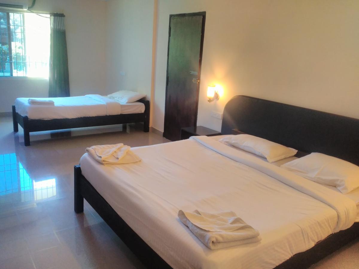 Joe Beach Resort Mahabalipuram Exteriör bild